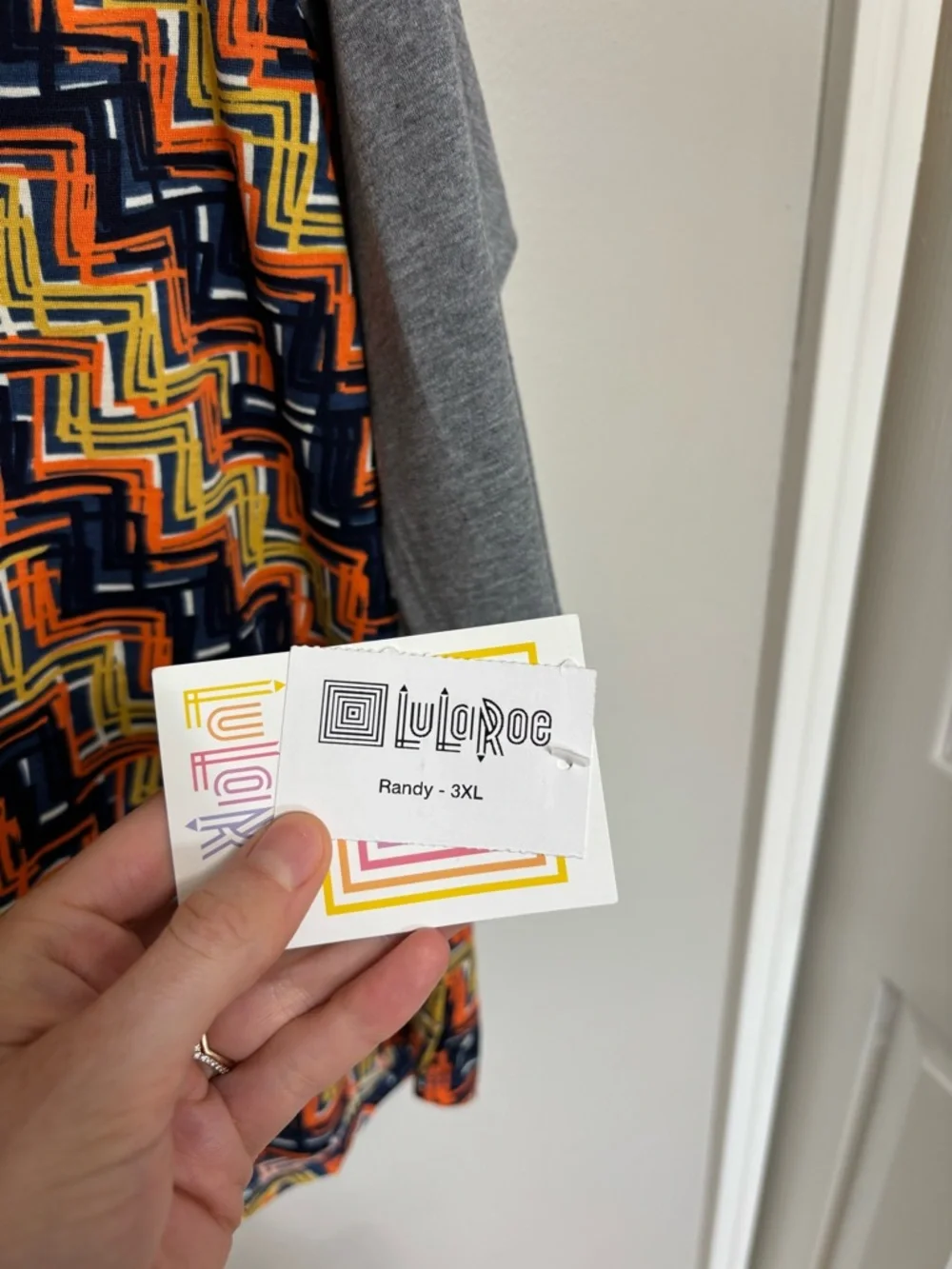 NEW LulaRoe Randy Baseball Tee Multicolor - Size 3X